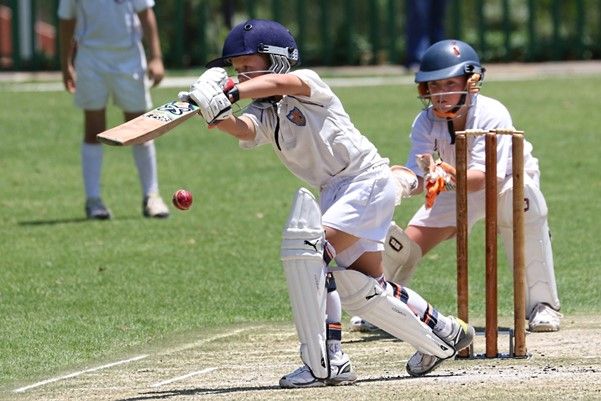 How To Measure Junior Cricket Batting Gloves For The Best Fit